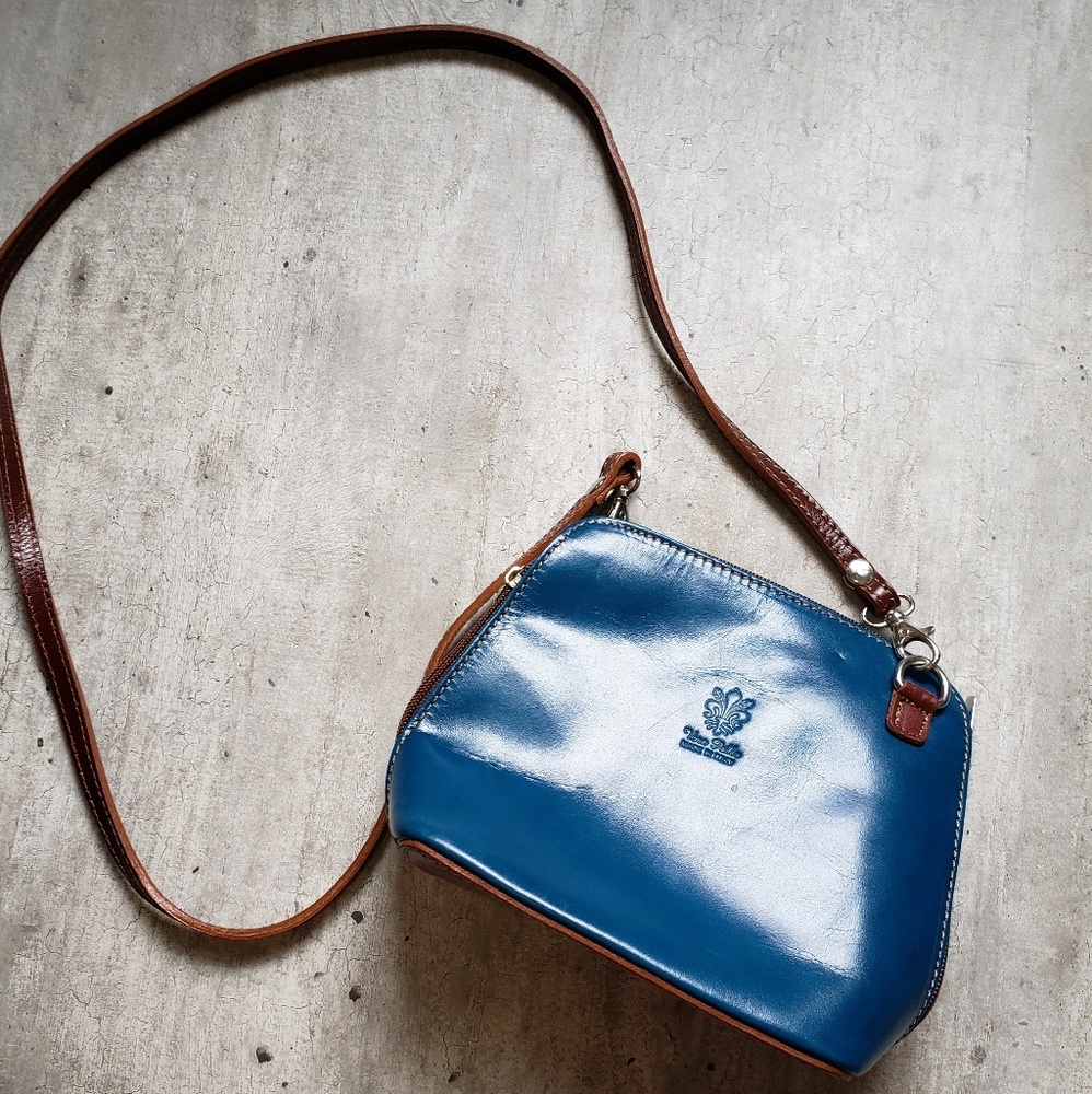 Vera pelle crossbody bag